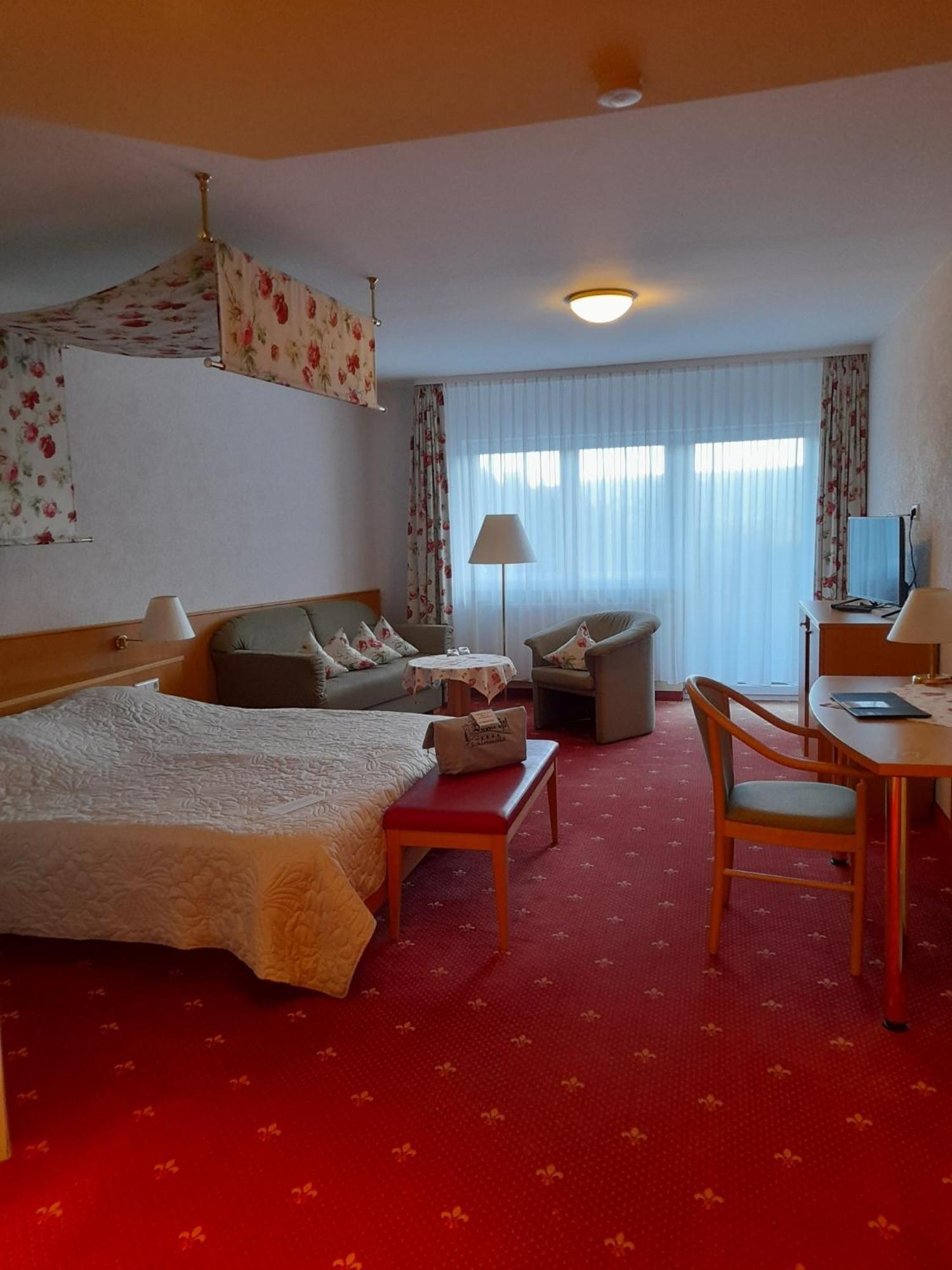 Oeko-Landhotel Basler Hof Lauterbach  Exterior photo