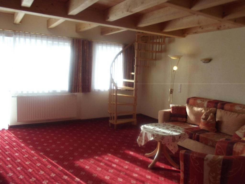 Oeko-Landhotel Basler Hof Lauterbach  Exterior photo